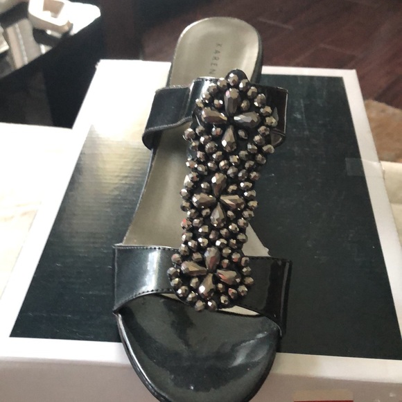 Mules - Picture 2 of 3